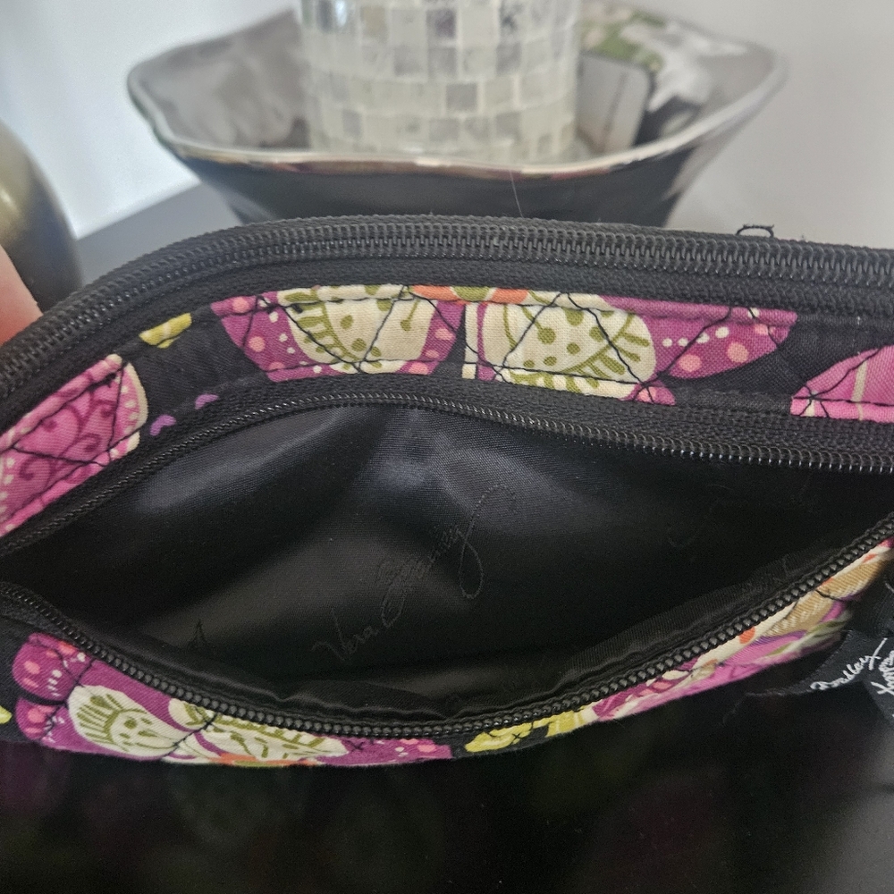 Vera Bradley Floral Zip Wristlet - Excellent Condition, No Call Outs - Picture 4 of 5